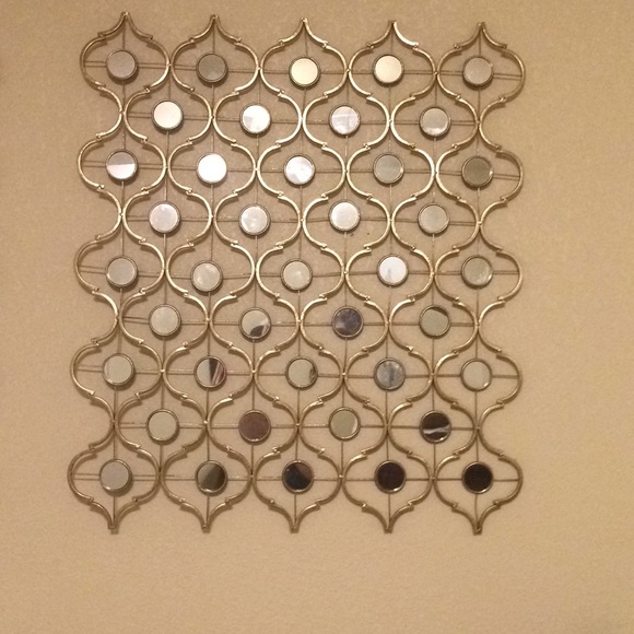 Meet your Posher, Sylvia - Picture 1 of 1